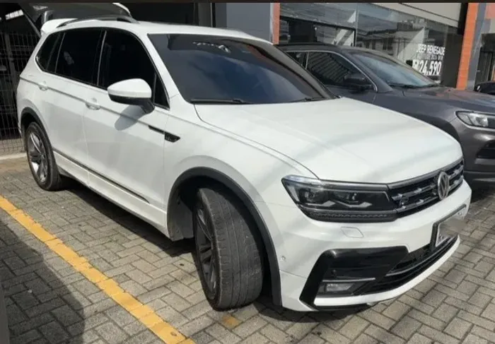 Volkswagen Tiguan Allspac R-line 350 TSI 2.0 4X4 2019