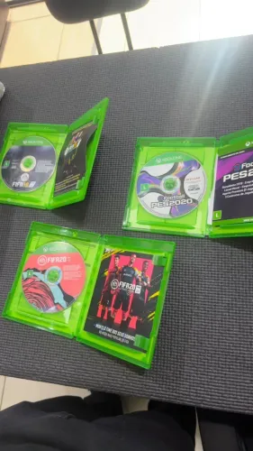 3 Jogos de futebol Xbox One Originais Usado
