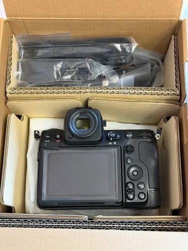 Nikon Z8