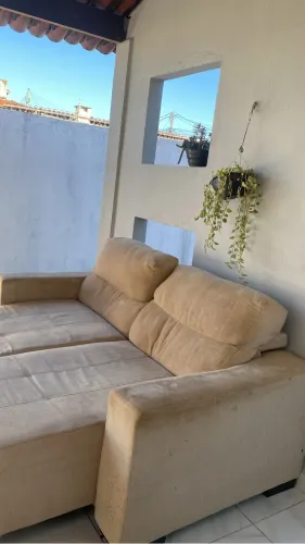Vendo sofá confortável (precisa lavar *86