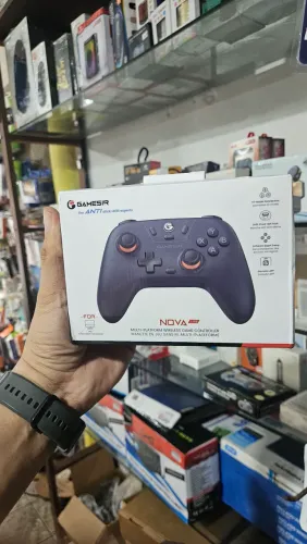 Controle sem fio multiplataforma gamesir nova lite