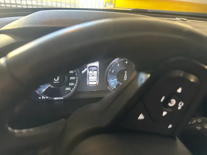 Volvo XC40 T-4 2.0 190cv FWD 2019