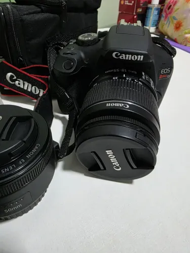 Canon t7 plus com acessórios 