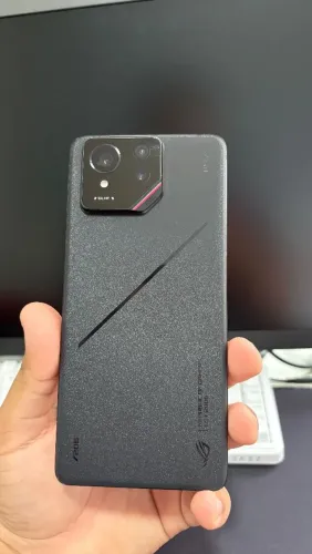 Asus Rog Phone 9 Pro (16G RAM)