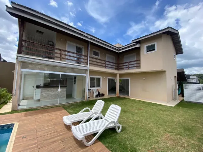 Imóvel para locação e venda no Condomínio Terras de Atibaia, 240 metros, piscina e lazer c