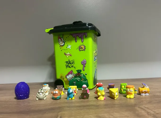 15 Trash Pack + lixeira e 1 ovo