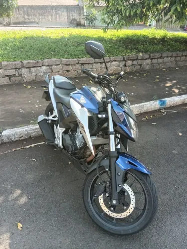 Cb twister 300f 2026 único dono