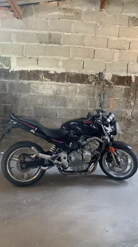 VENDO OU TROCO HORNET