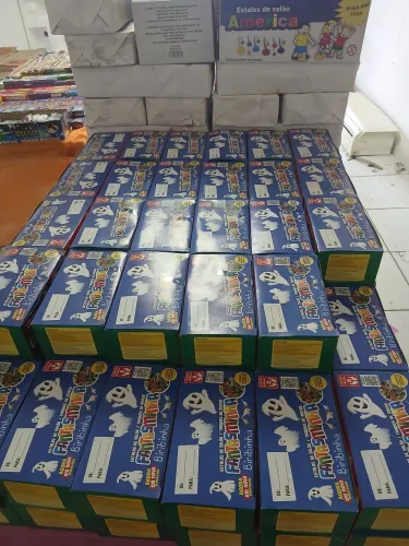 Diversão Junina com muitas luzes e estalinhos divertidos para toda a família e amigos.