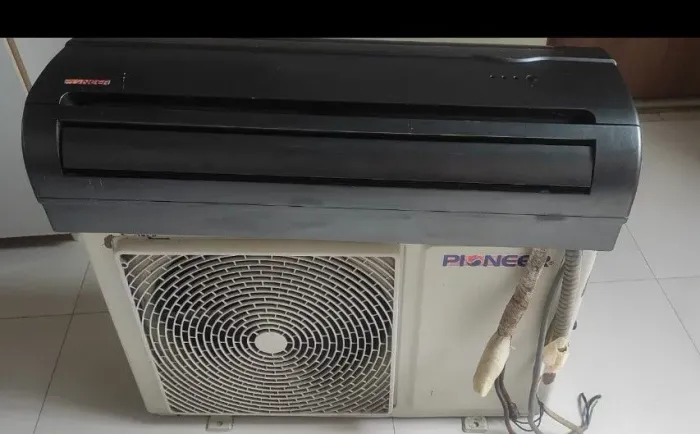 Split Pioneer