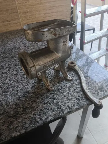 Moedor manual de alimentos 