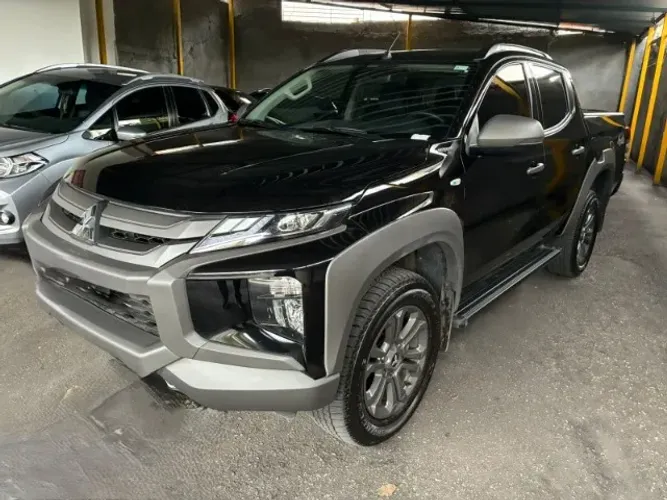 Mitsubishi L200 Trit. S.out. GLS 2.4 CD Diesel Aut. 2025