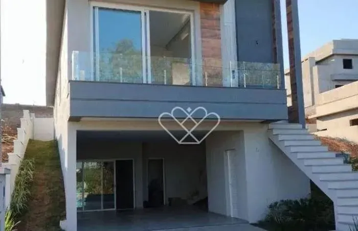 Desfrute de Luxo e Conforto: Casa de 251m² com Piscina e Escritório no Cyrela Landscape Se
