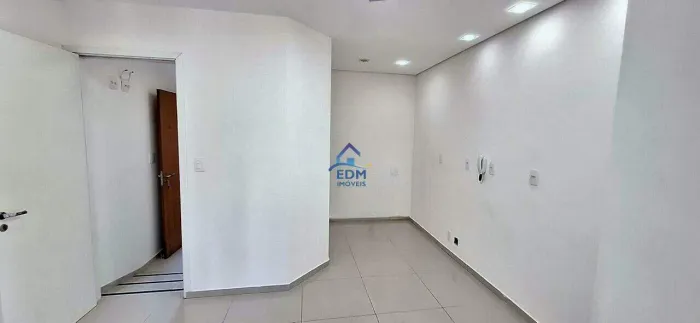 Sala Comercial 24 m² para Alugar no Belvedere Recepção, 1 Vaga e Portaria 24h