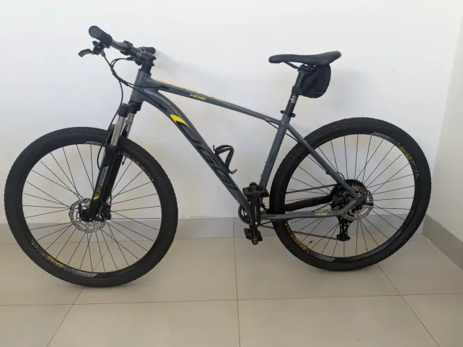Bicicleta Oggi Hacker HDS Essa