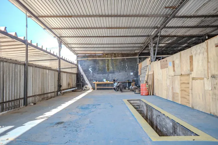 Galpão na Avenida Carlos Barbosa Santos, 1518 - 40 155 m²