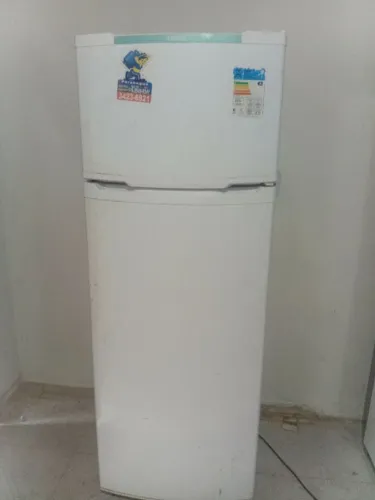 Vendo geladeira usada