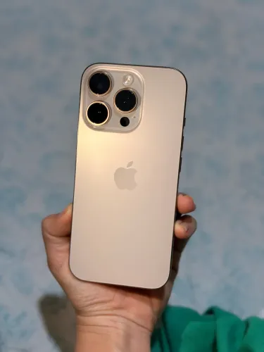iPhone 16 pro 128 gb