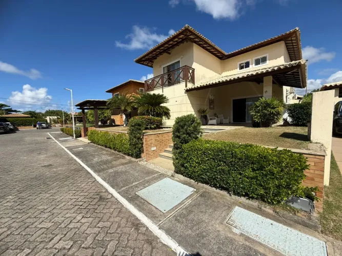 CASA 04 SUÍTES MOBILIADA CONDOMÍNIO VILA DAS PALMEIRAS EM PIATÃ
