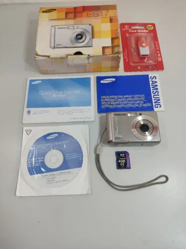 Câmera Digital Samsung Es17 12.2 Mp Cartão 4gb Funciona Tgo (Usado)