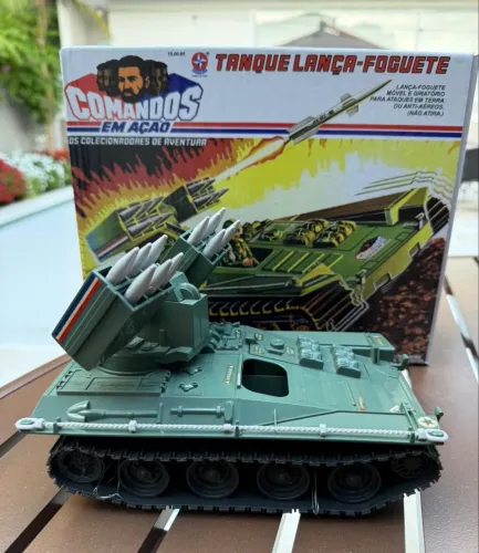 Comandos em Ação Estrela Tanque Lança Foguete