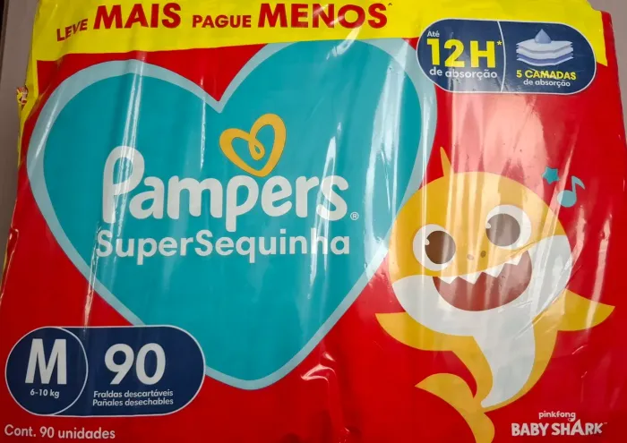 Fraldas Pampers SuperSequinha TAM M com 90 unid