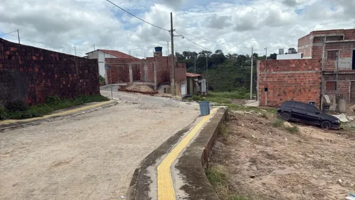 Terreno á venda no Bairro Santa Mônica de Solânea-PB.