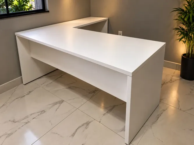 MESA DE ESCRITORIO 1.50x1.50 BC LOJA IKONOFFICE