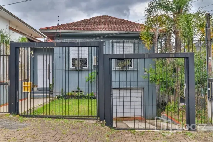 Imóvel na Everaldo Marques da Silva com 4 dormitórios e 200m²
