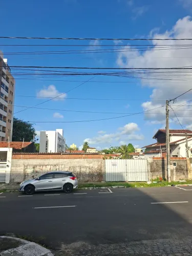Vendo Terreno com área de 660m²