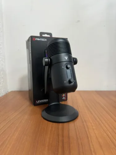Microfone USB-C LEVIOSA MAX RGB MCX03