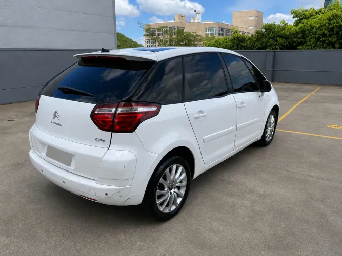 Citroen C4 Picasso Grand 2.0 16V 143cv AUT 2013