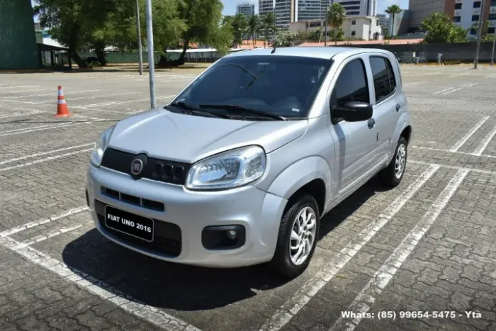 Fiat Uno Attractive 1.0 EVO Fire Flex 8V 5P 2016