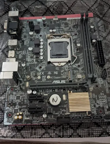 Placa mãe Asus H110M-E/M.2 LGA1151 DDR4 M.2 HDMI USB3.0 6ª e 7ª Geração