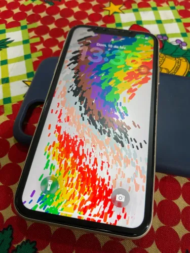 IPhone 11 64GB Branco - Seminovo