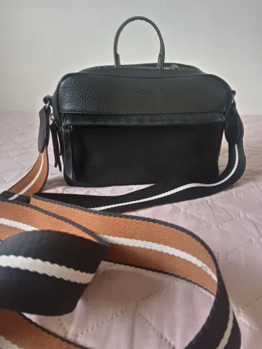 Bolsa tiracolo de couro Arezzo