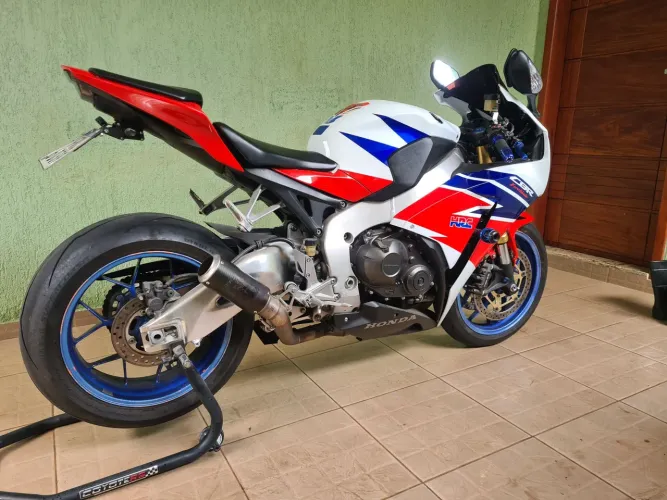 CBR1000RR FIREBLADE 2013