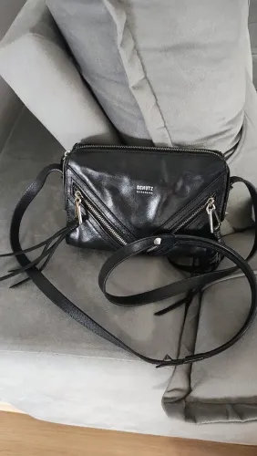 Bolsa Schutz em couto legítimo, perfeito estado 