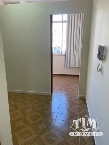 Apartamento- Petrópolis, Centro