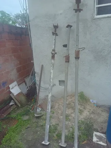 Escora de ferro
