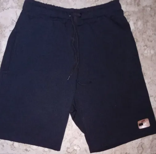 Bermuda moletom preto
