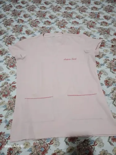 Vendo Blusa Uniforme Assistente Social. Rosa/Pink. Tamanho G-GG. Aberta para negociação