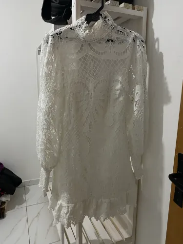 Vestido renda