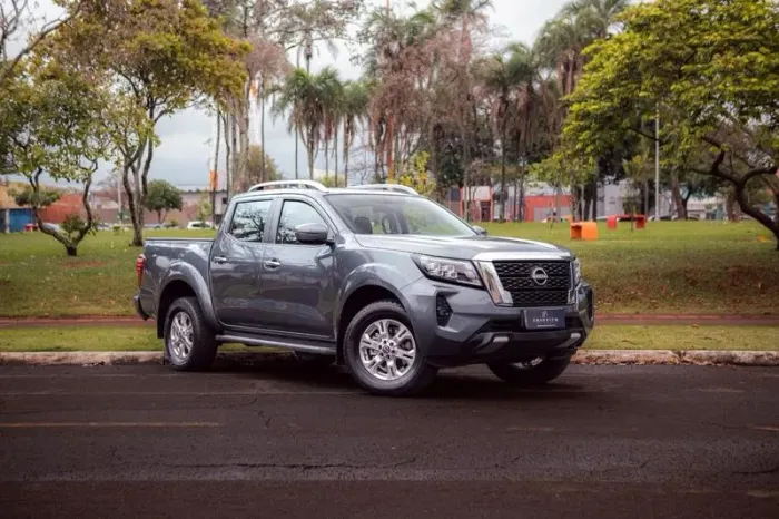 Nissan Frontier XE CD 4X4 2.3 Bi-TB Diesel Aut. 2024