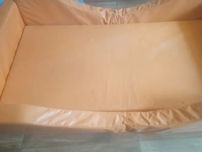Cama montessoriana infantil