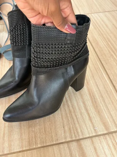 ? DESAPEGO DE SAPATOS - LOTE POR R$ 150! ?