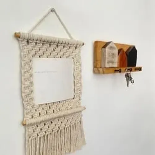 Porta Chaves Rústico Madeira Modelo Casinha + Porta Retraro Macramê