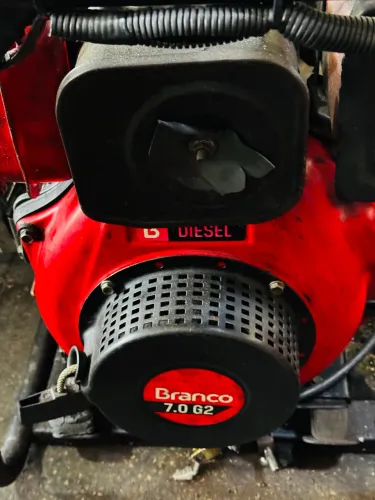 Motobomba Branco
