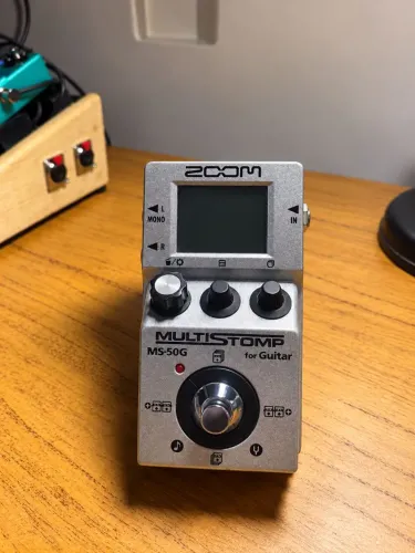 Pedaleira Zoom MS-50G MultiStomp para Guitarra
