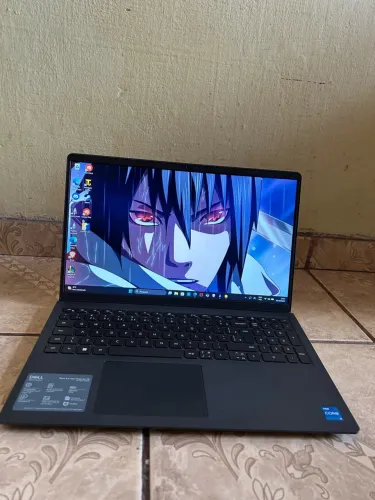 ? Notebook Dell Inspiron 15 i5 - 16GB RAM / 1TB SSD - NOVO